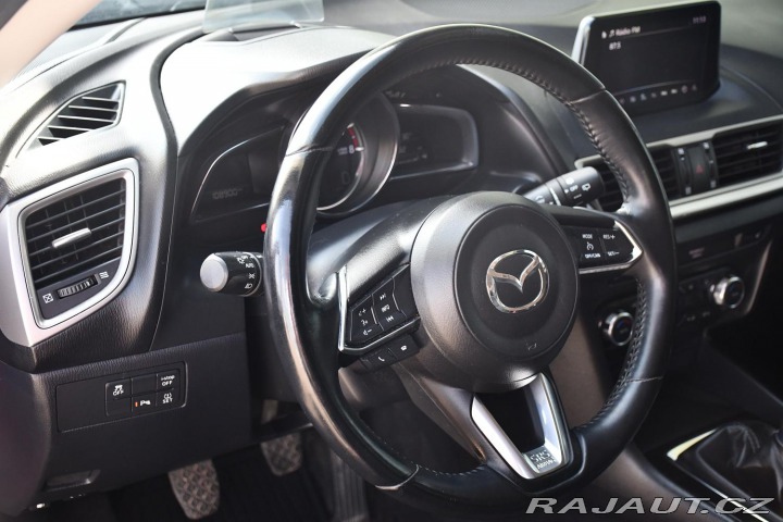 Mazda 3 2.0SKYACTIV-G HUD KAMERA 2018
