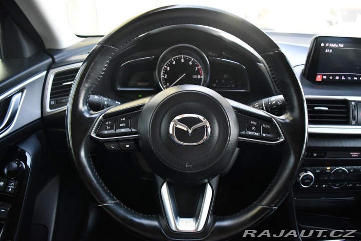Mazda 3 2.0SKYACTIV-G HUD KAMERA 2018