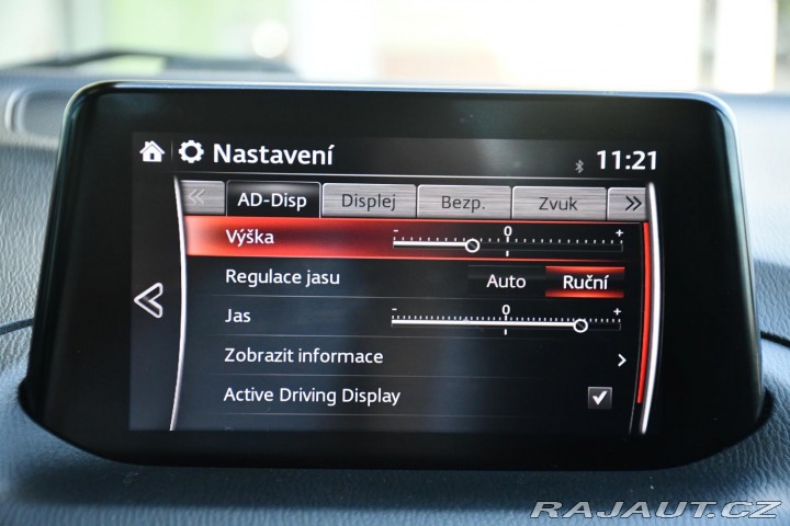 Mazda 3 2.0SKYACTIV-G HUD KAMERA 2018