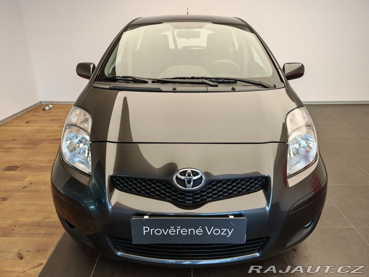 Toyota Yaris 1.0 VVT-i Dream 2011