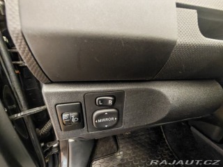 Toyota Yaris 1.0 VVT-i Dream 2011