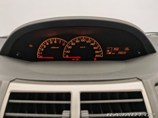 Toyota Yaris 1.0 VVT-i Dream 2011