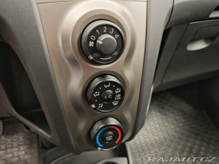 Toyota Yaris 1.0 VVT-i Dream 2011