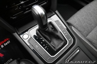 Volkswagen Passat 2,0 TDI 110 kW DSG Busine 2023