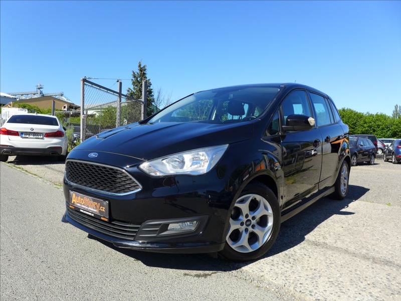 Ford Grand C-MAX 1,5 TDCI TITANIUM 7 MÍST