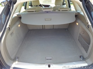 Audi A4 2,0 TDI 4x4, NAVI, 1.MAJI 2011