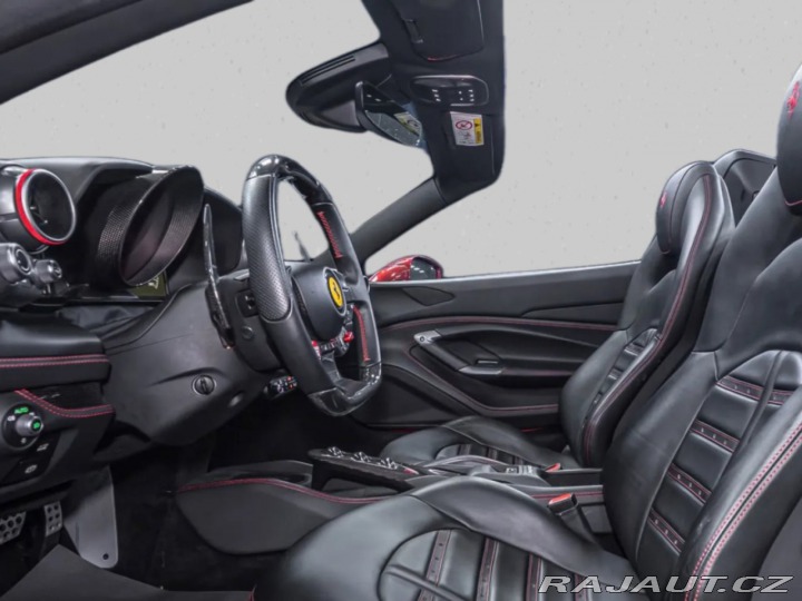 Ferrari F8 Spider Lift 2021