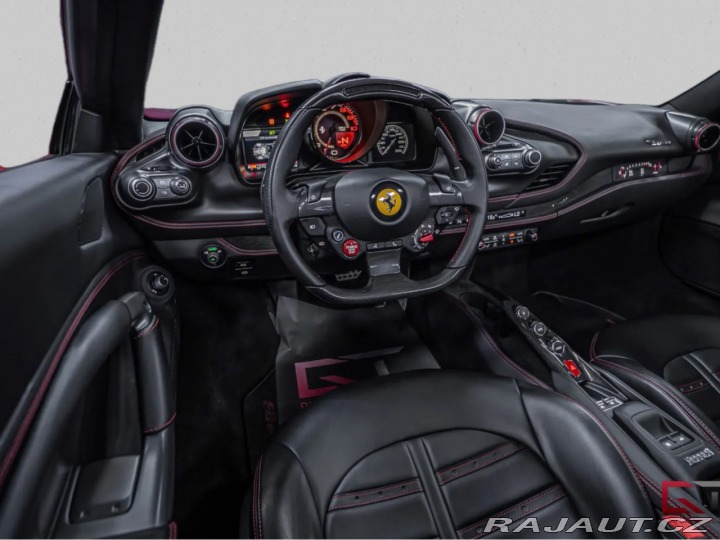 Ferrari F8 Spider Lift 2021