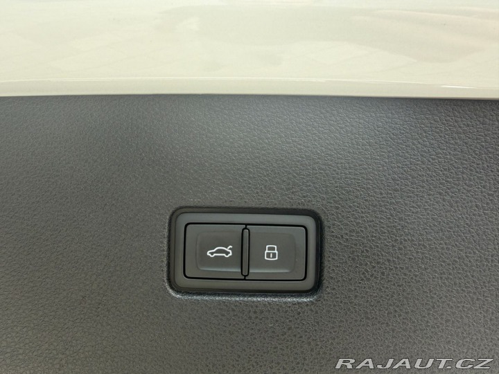 Audi Q8 S-line 50TDI 210kW webas 2024