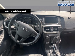Volvo V40 2,0 D2 Automat Kinatic Ků 2018
