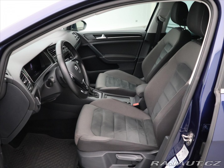Volkswagen Golf 1,5 TSI 110kW DSG Highlin 2017