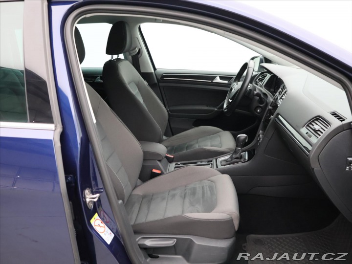 Volkswagen Golf 1,5 TSI 110kW DSG Highlin 2017