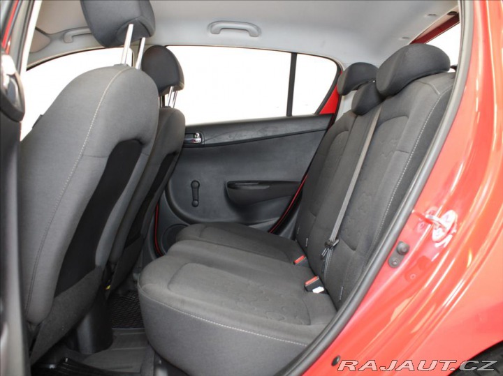 Hyundai i20 1,3 i 57kW Klima Nové STK 2012