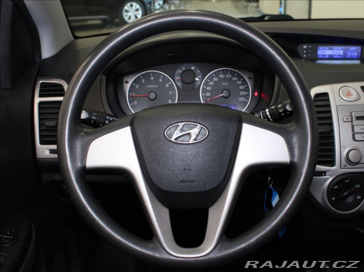 Hyundai i20 1,3 i 57kW Klima Nové STK 2012