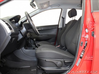 Hyundai i20 1,3 i 57kW Klima Nové STK 2012
