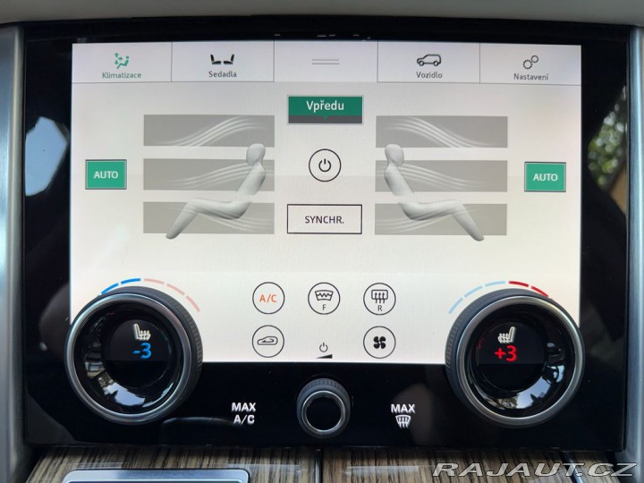Land Rover Range Rover 4.4 SDV8 VOGUE, PANORAMA, 2018