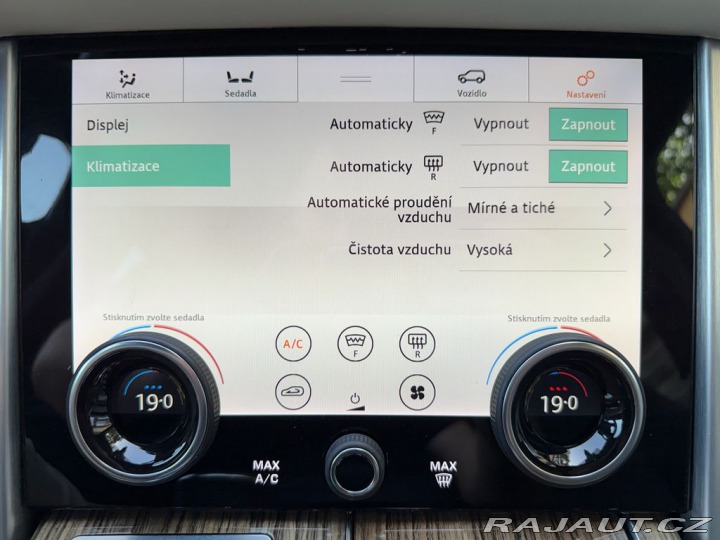 Land Rover Range Rover 4.4 SDV8 VOGUE, PANORAMA, 2018