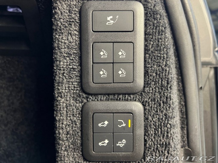 Land Rover Range Rover 4.4 SDV8 VOGUE, PANORAMA, 2018