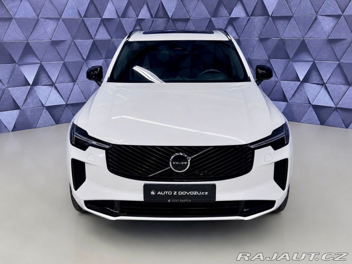 Volvo XC90 B5 AWD PLUS DARK PREMIUM, 2026