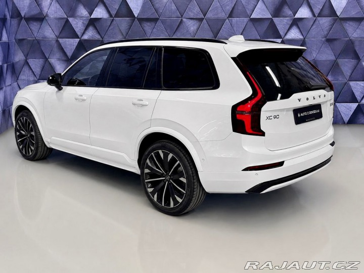Volvo XC90 B5 AWD PLUS DARK PREMIUM, 2026
