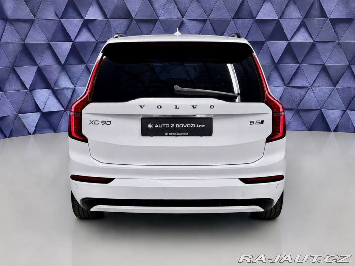 Volvo XC90 B5 AWD PLUS DARK PREMIUM, 2026