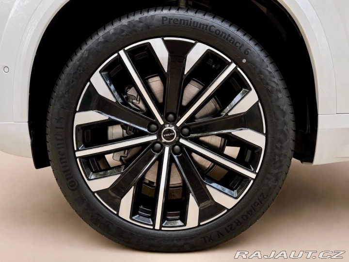 Volvo XC90 B5 AWD PLUS DARK PREMIUM, 2026
