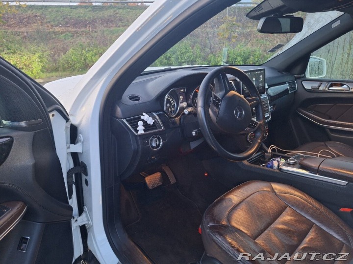Mercedes-Benz GL 2013