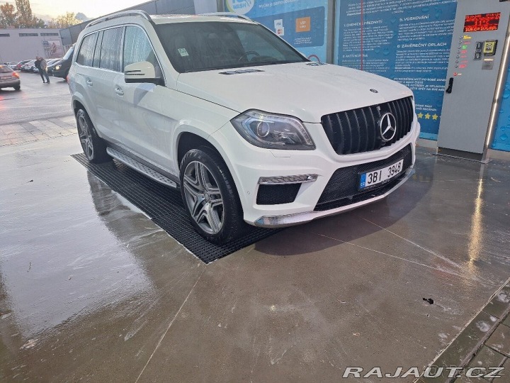 Mercedes-Benz GL 2013