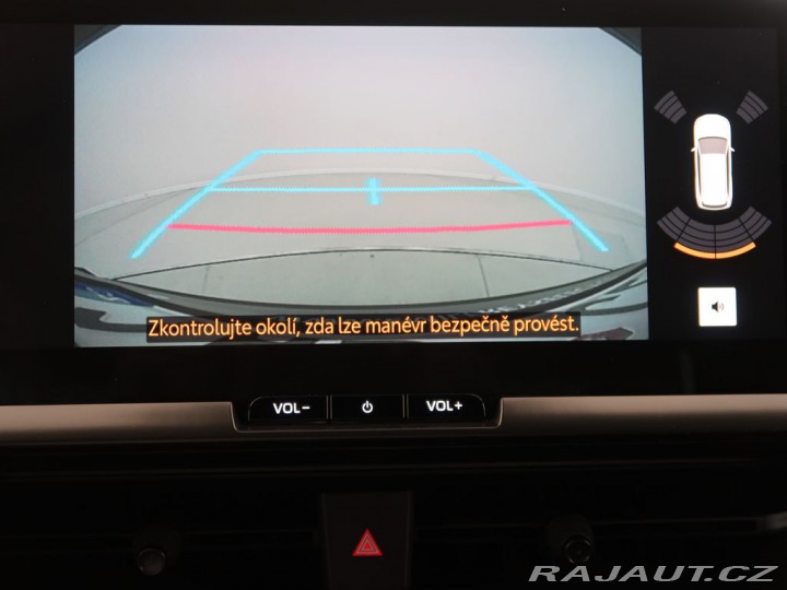 Toyota C-HR 1.8Hybrid,CZ,1Maj,Style 2023