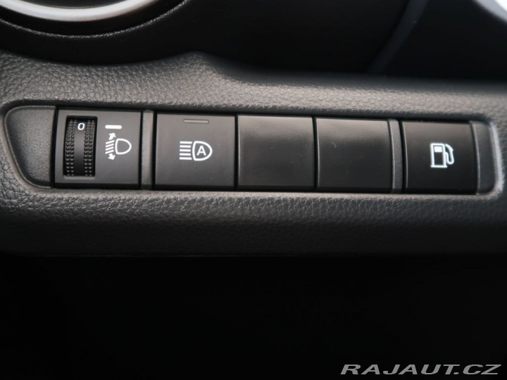 Toyota C-HR 1.8Hybrid,CZ,1Maj,Style 2023