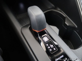 Toyota C-HR 1.8Hybrid,CZ,1Maj,Style 2023