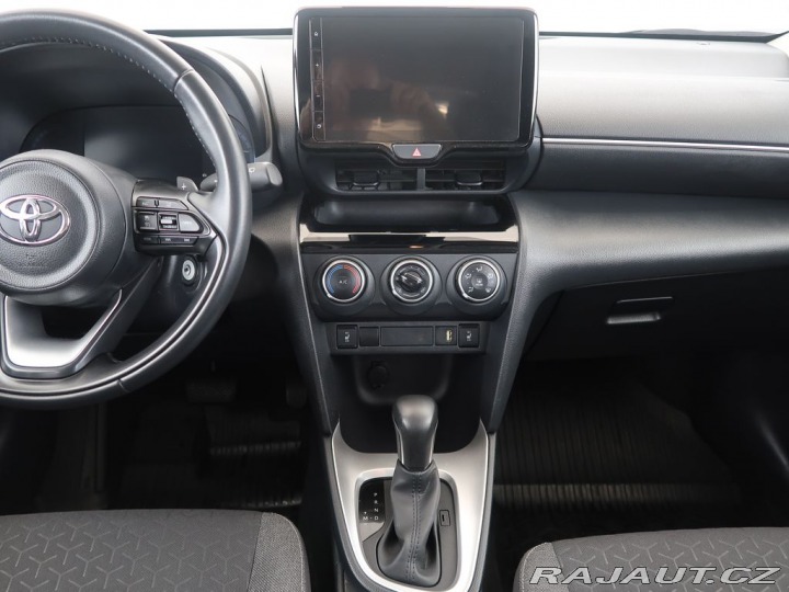 Toyota Yaris Cross 1.5,AT,CZ,1Maj,ComfortTec 2023
