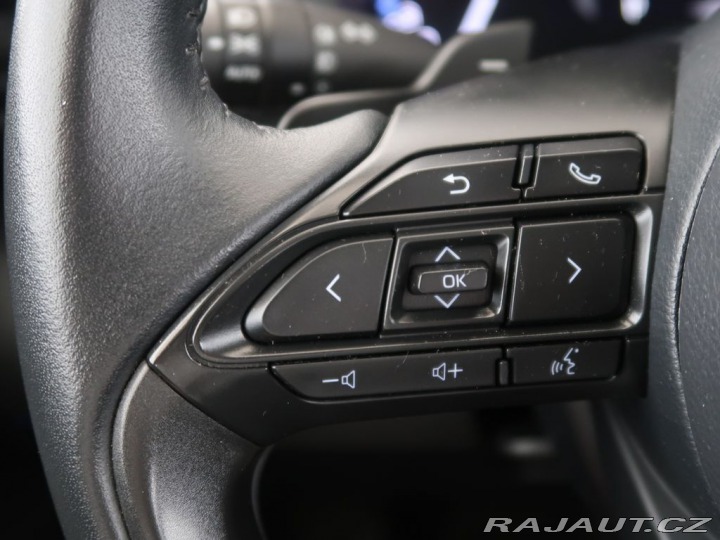Toyota Yaris Cross 1.5,AT,CZ,1Maj,ComfortTec 2023