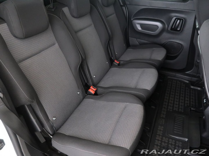 Toyota ProAce City Verso 1.2,Family L1,110KW,Manuá 2022