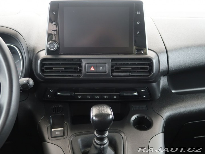 Toyota ProAce City Verso 1.2,Family L1,110KW,Manuá 2022
