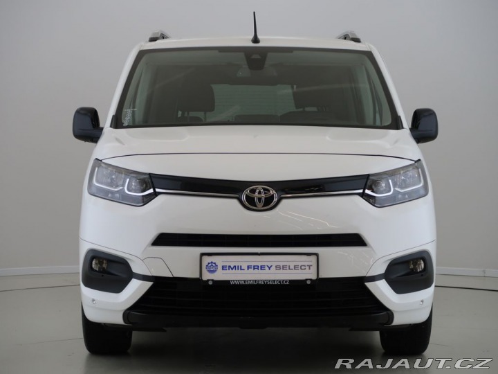 Toyota ProAce 1.2,Family L1,110KW,Manuá 2022