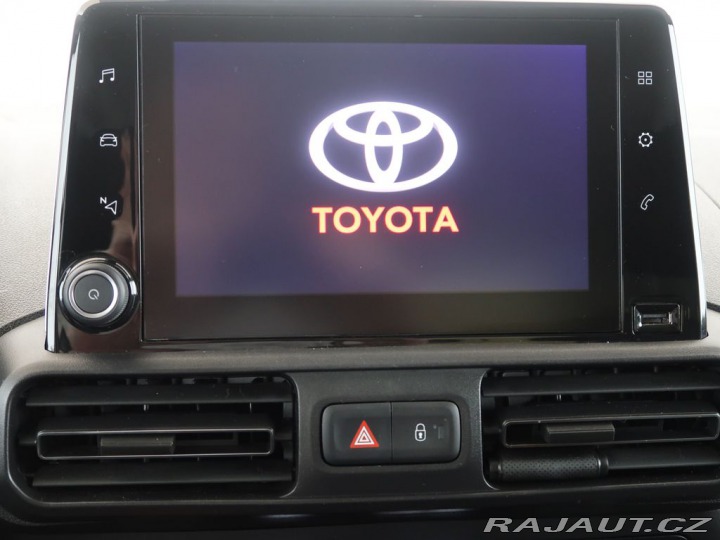 Toyota ProAce City Verso 1.2,Family L1,110KW,Manuá 2022