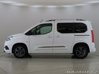 Toyota ProAce 1.2,Family L1,110KW,Manuá 2022