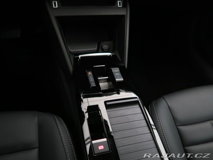 Citroën C4 1.2PureTech,96kW,MAX,AT8 2025