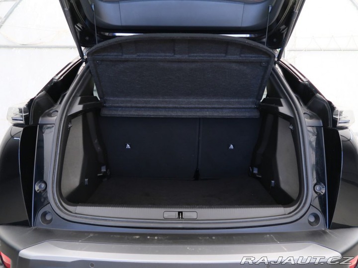 Peugeot 2008 1.2PureTech,96kW,ALLURE,A 2025