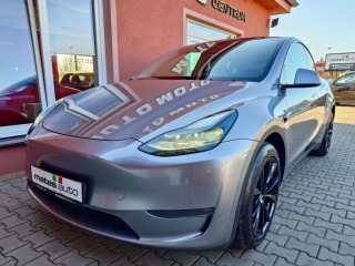 Tesla Model Y Long Range Dual Motor 378