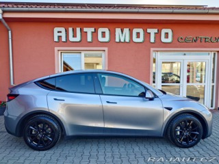 Tesla Model Y Long Range Dual Motor 378 2023