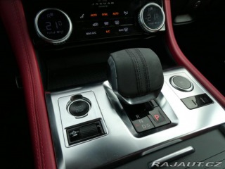 Jaguar F-Pace 2,0 P400e PHEV HSE,1Maj,Č 2022