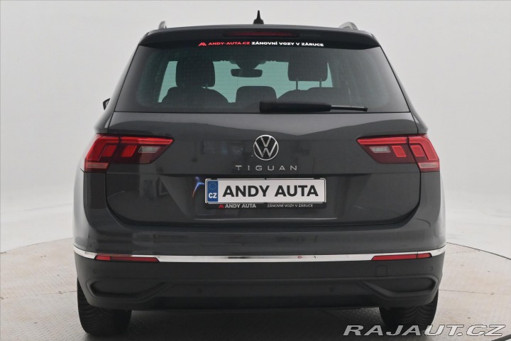 Volkswagen Tiguan 2,0 TDI 110kW DSG Life Zá 2022