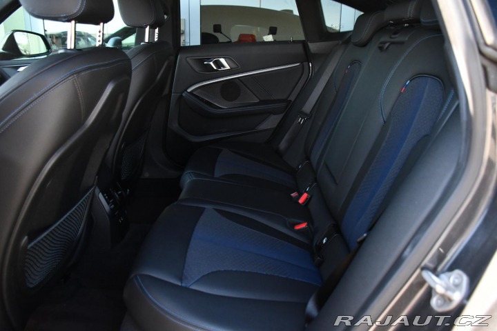 BMW 2 218d A/T KAMERA NAVI 1M Č 2021