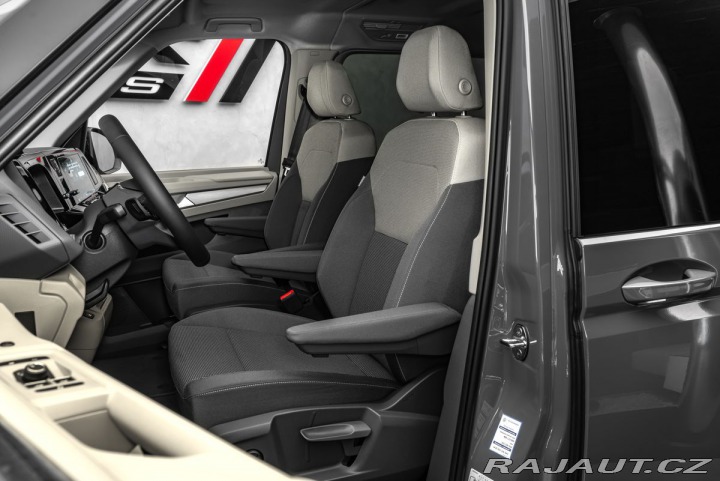 Volkswagen Multivan 2,0TDI Long DSG IQ Nezáv 2026
