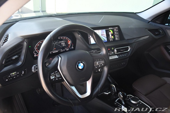 BMW 2 218d NAVI KAMERA 1.M ČR 2023