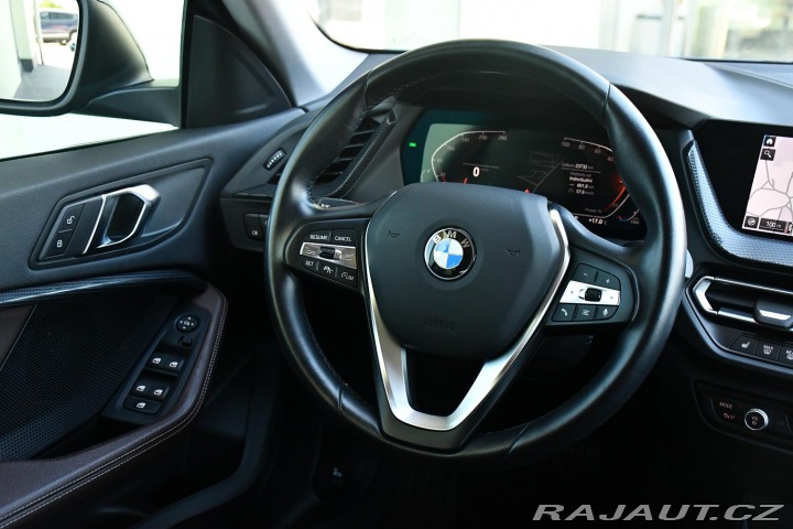 BMW 2 218d NAVI KAMERA 1.M ČR 2023