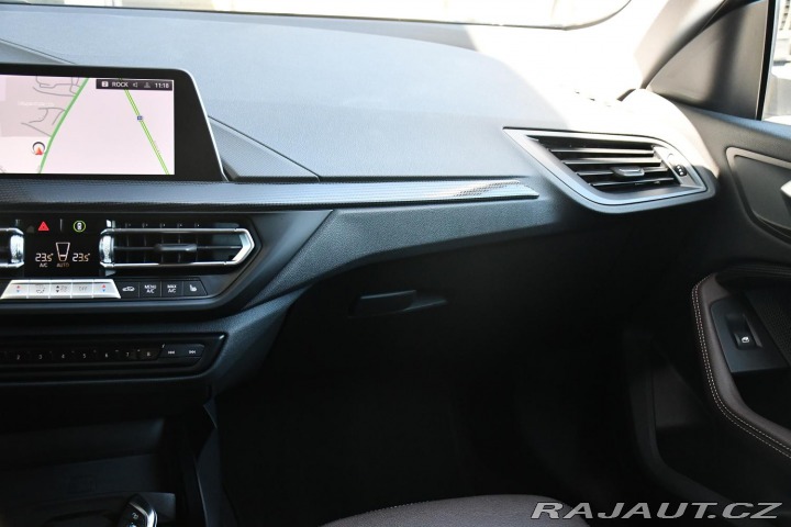 BMW 2 218d NAVI KAMERA 1.M ČR 2023