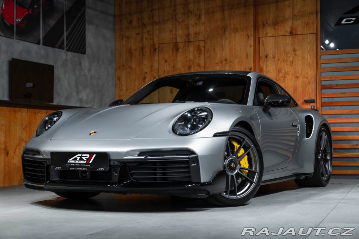 Porsche 911 Turbo S 2024